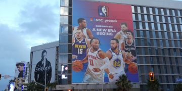 3CXJCH6 Los Angeles, California, USA 13th October 2025 NBA Sports NBC Billboard on Sunset Blvd on October 13, 2025 in Los Angeles, California, USA. Photo by Barry King/Alamy Stock Photo